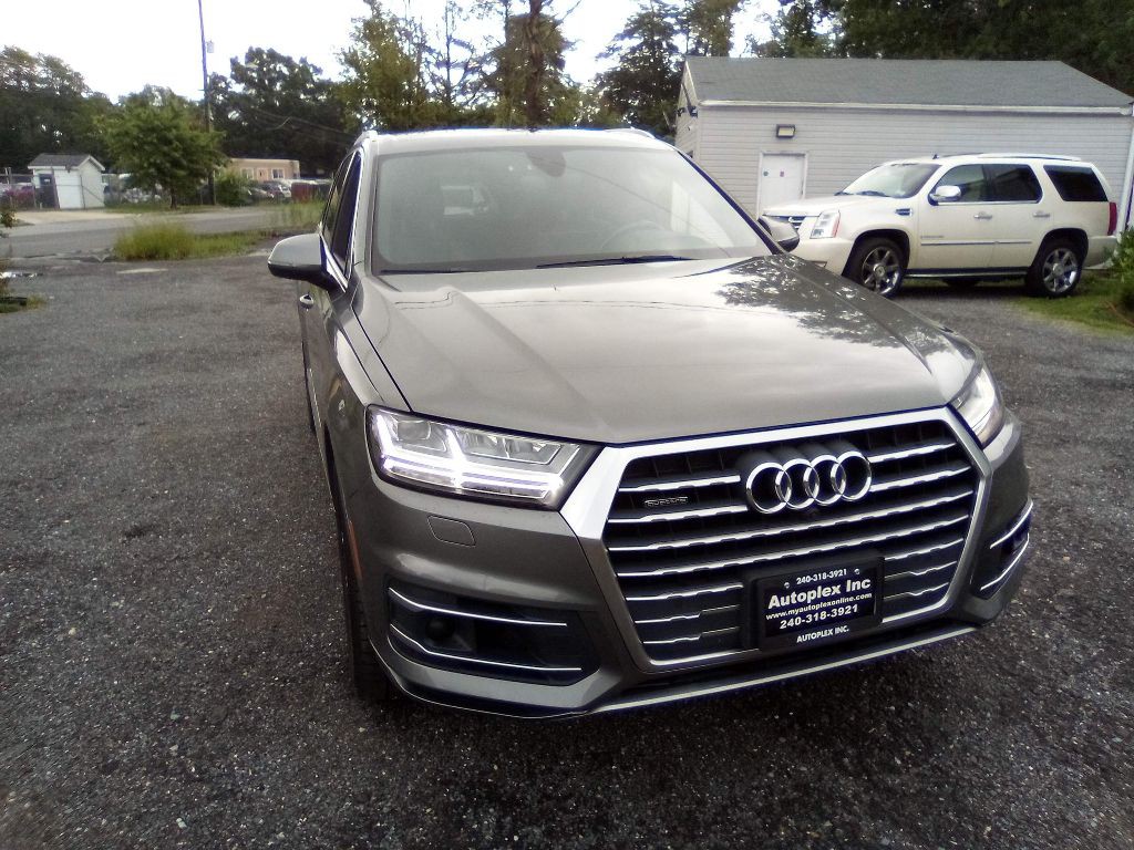 2017 Audi Q7 Image 12