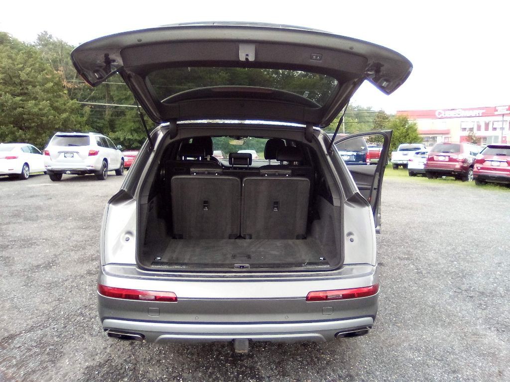 2017 Audi Q7 Image 24