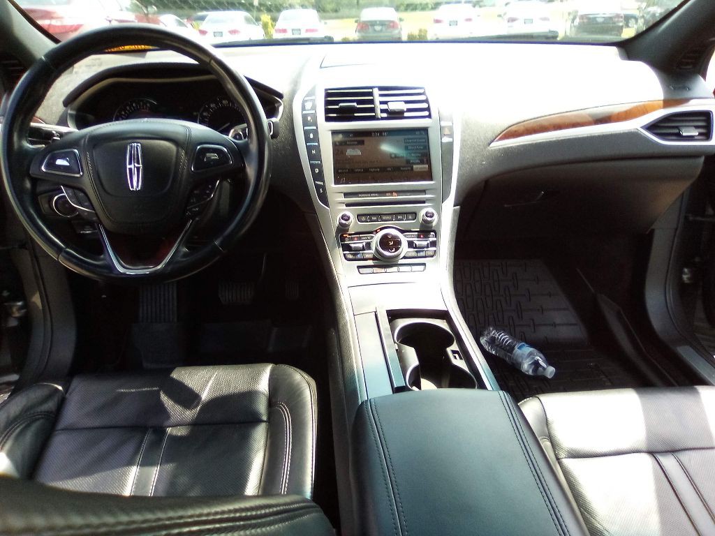 2017 Lincoln MKZ Image 20