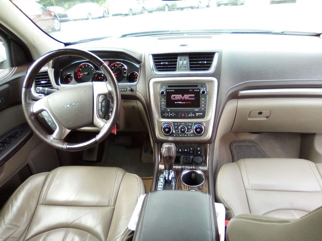 2015 GMC Acadia Image 13