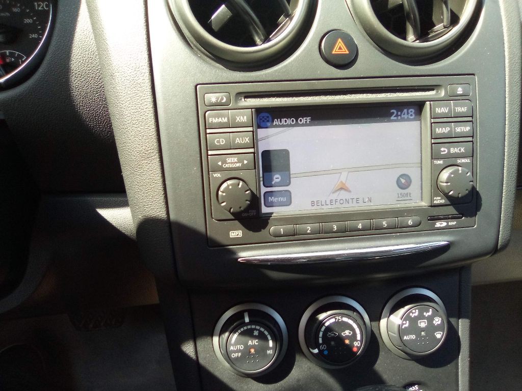 2013 Nissan Rogue Image 24