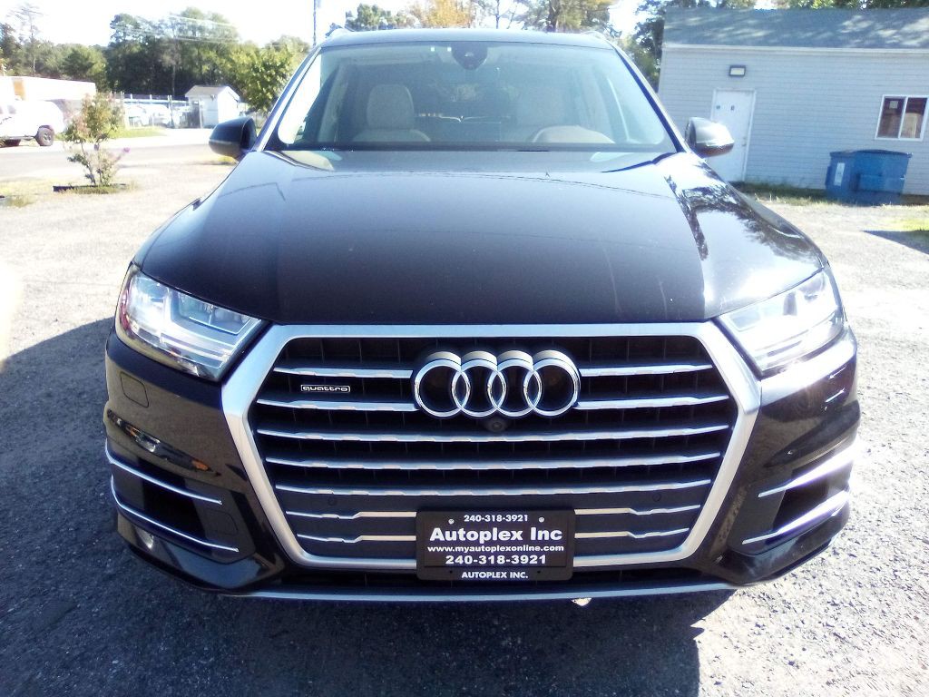 2018 Audi Q7 Image 1