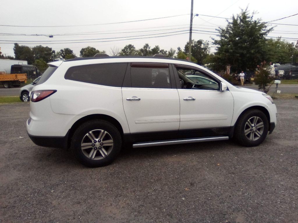 2017 Chevrolet Traverse Image 8