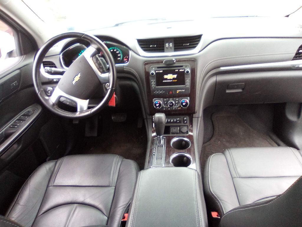 2017 Chevrolet Traverse Image 11