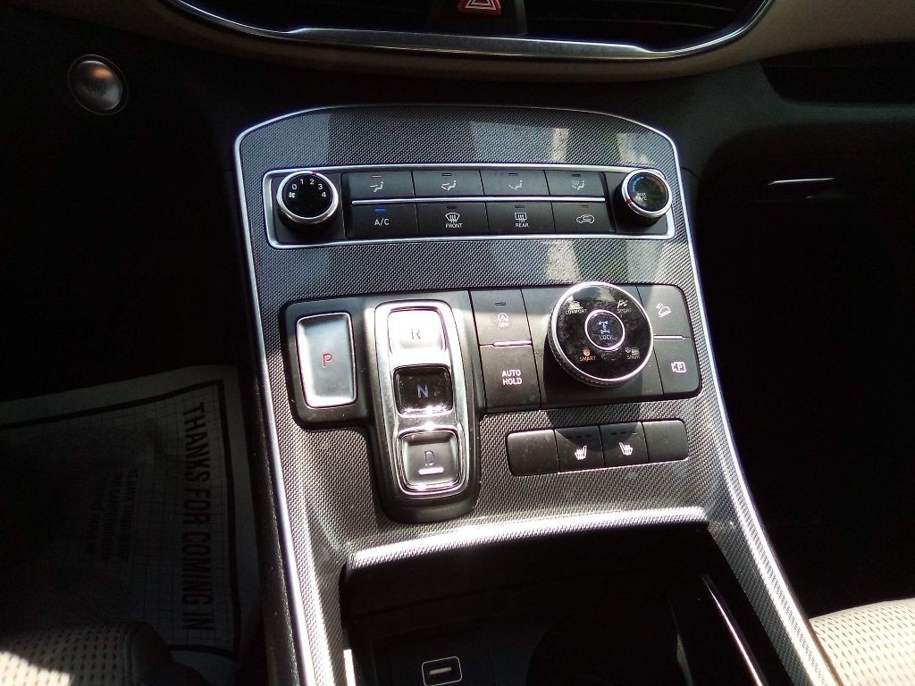 2022 Hyundai Santa Fe Image 32