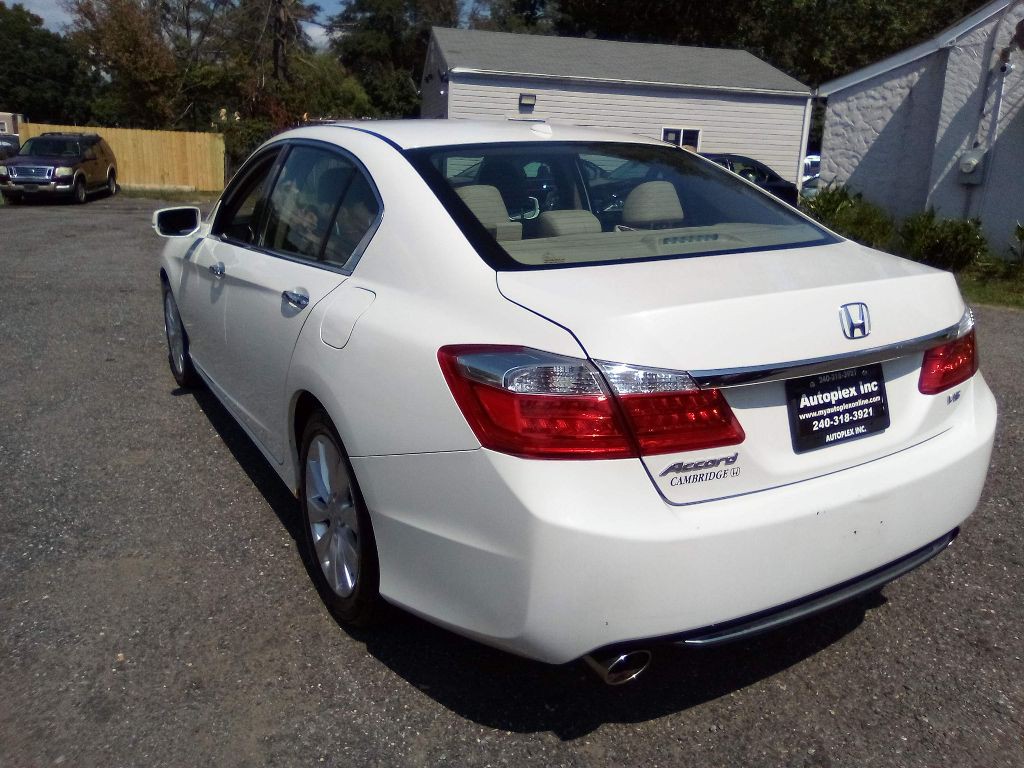 2013 Honda Accord Image 3