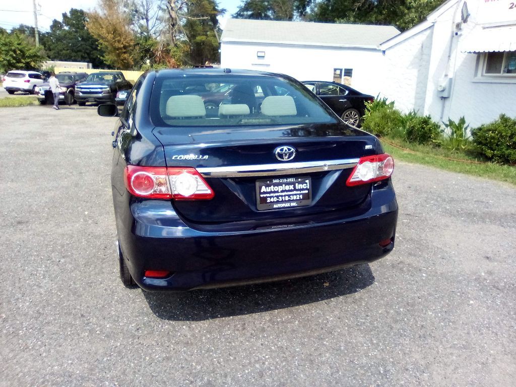 2011 Toyota Corolla Image 6