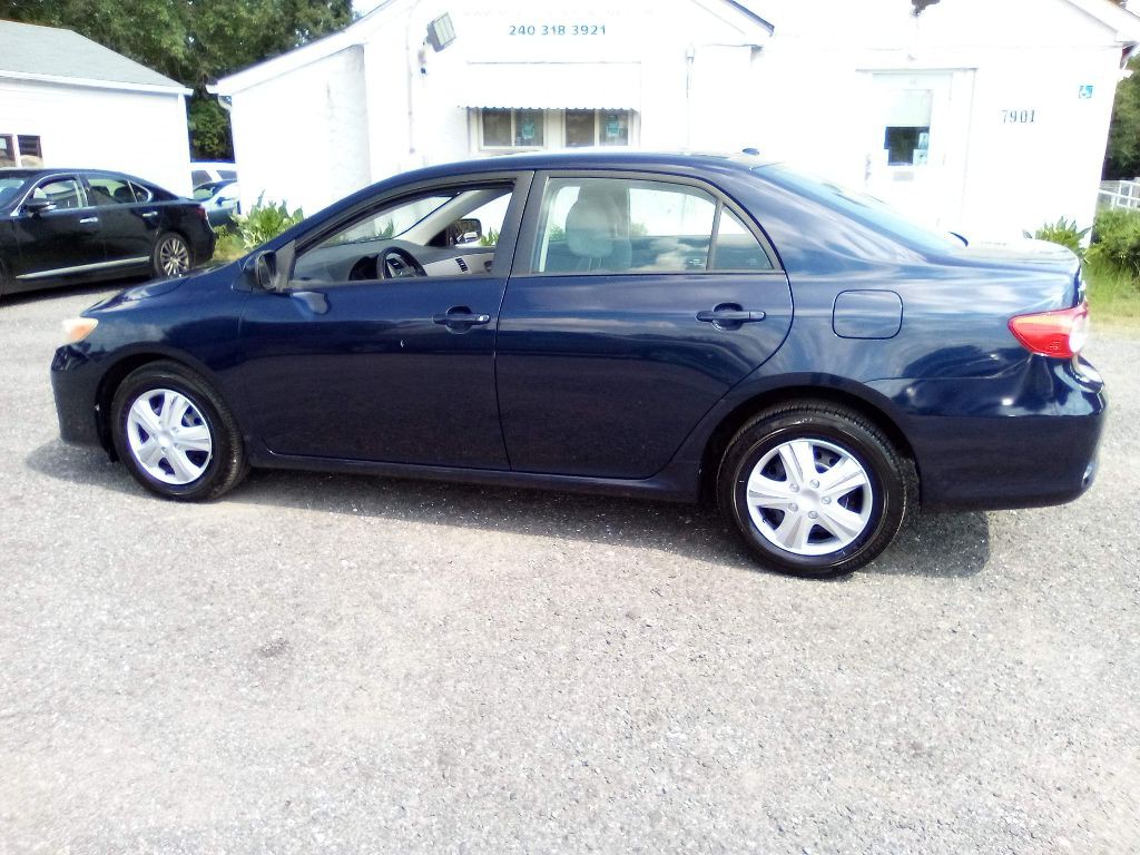 2011 Toyota Corolla Image 7