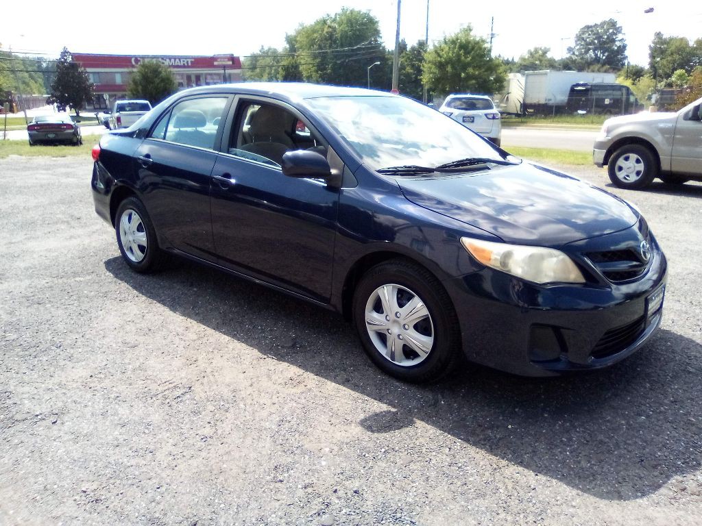 2011 Toyota Corolla Image 10