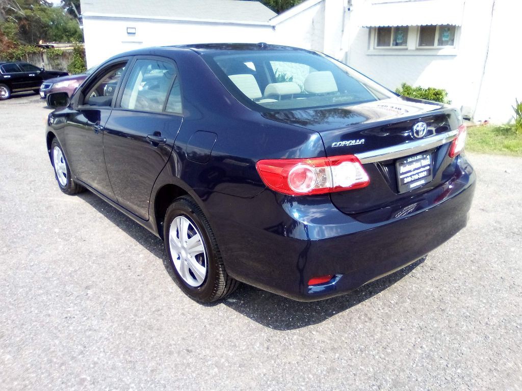 2011 Toyota Corolla Image 23
