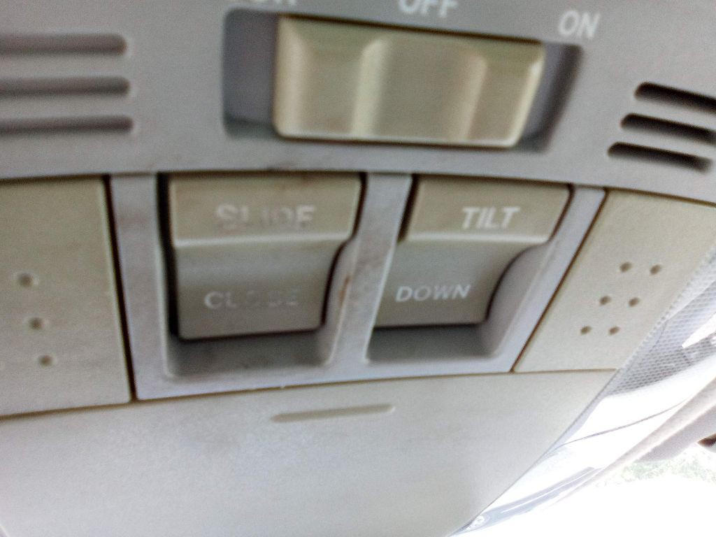 2011 Toyota Corolla Image 39