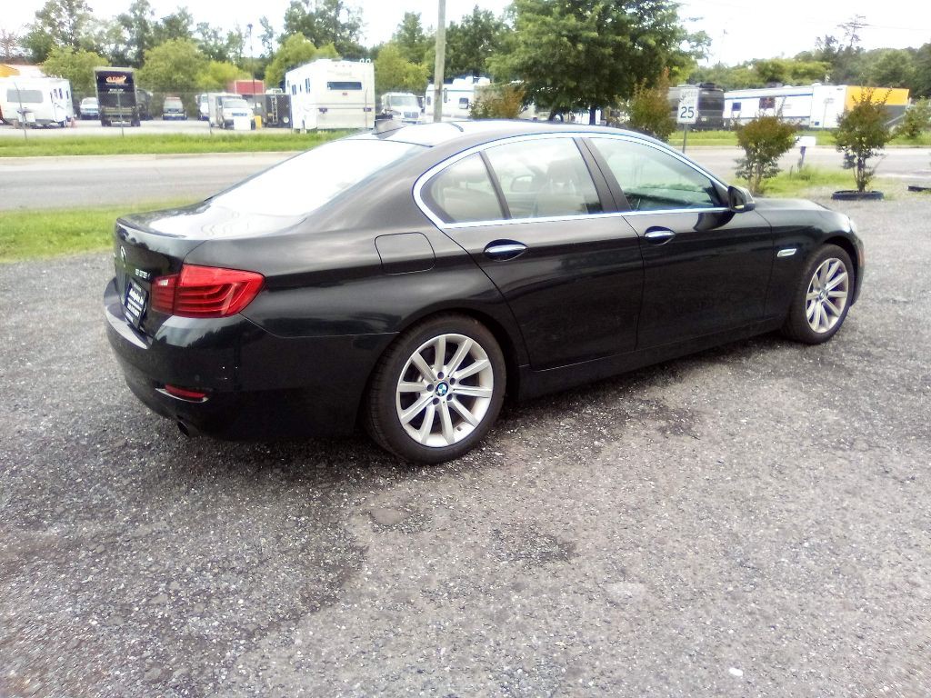 2014 BMW 5 Series Image 3