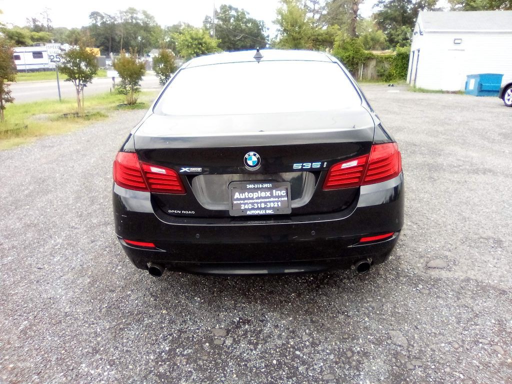 2014 BMW 5 Series Image 26