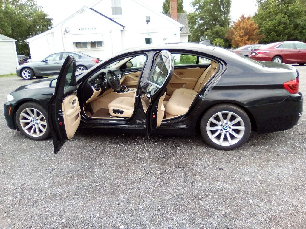 2014 BMW 5 Series Image 34