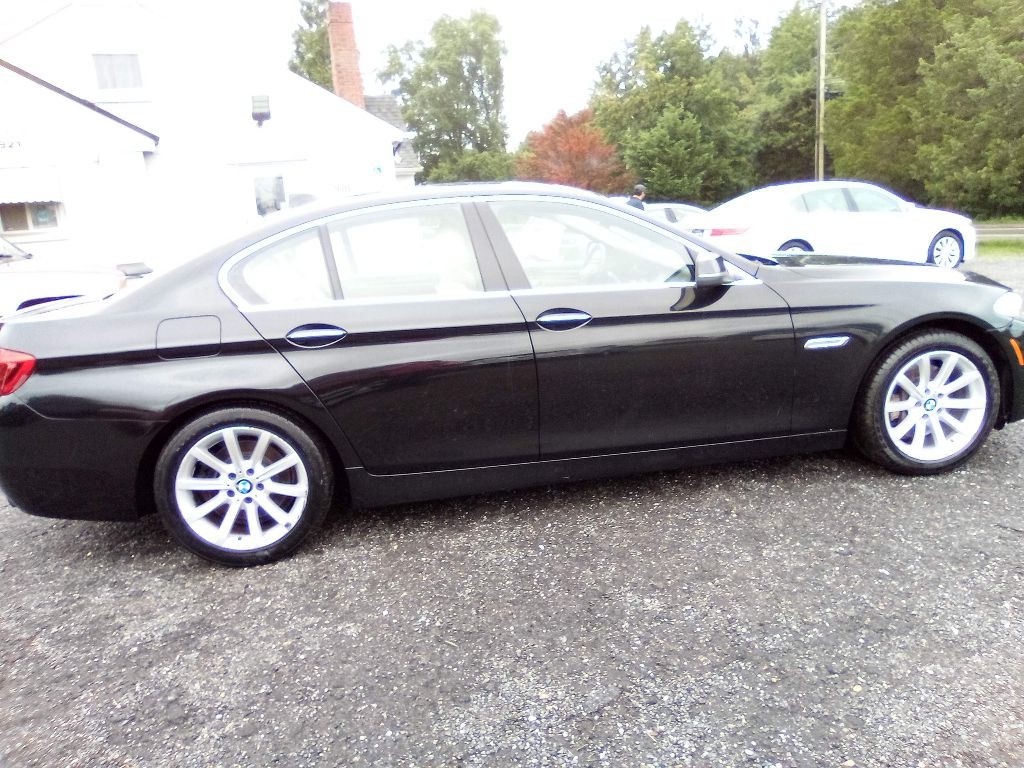 2014 BMW 5 Series Image 46