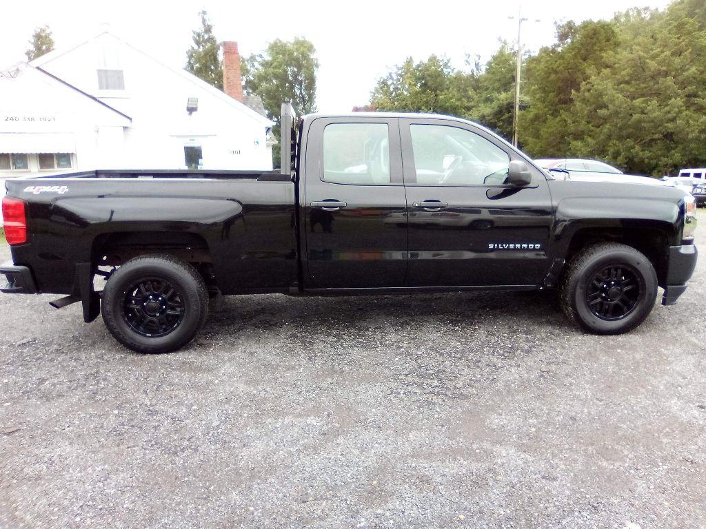 2017 Chevrolet Silverado 1500 Image 14