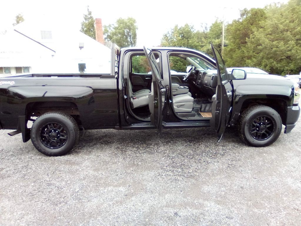 2017 Chevrolet Silverado 1500 Image 17