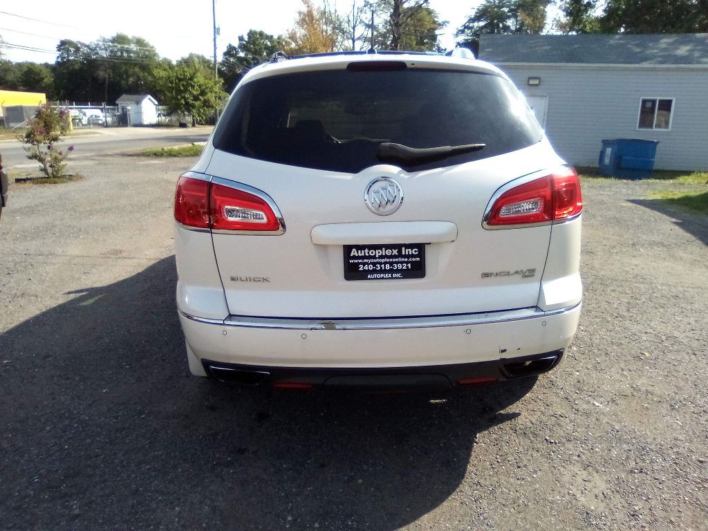 2015 Buick Enclave Image 10