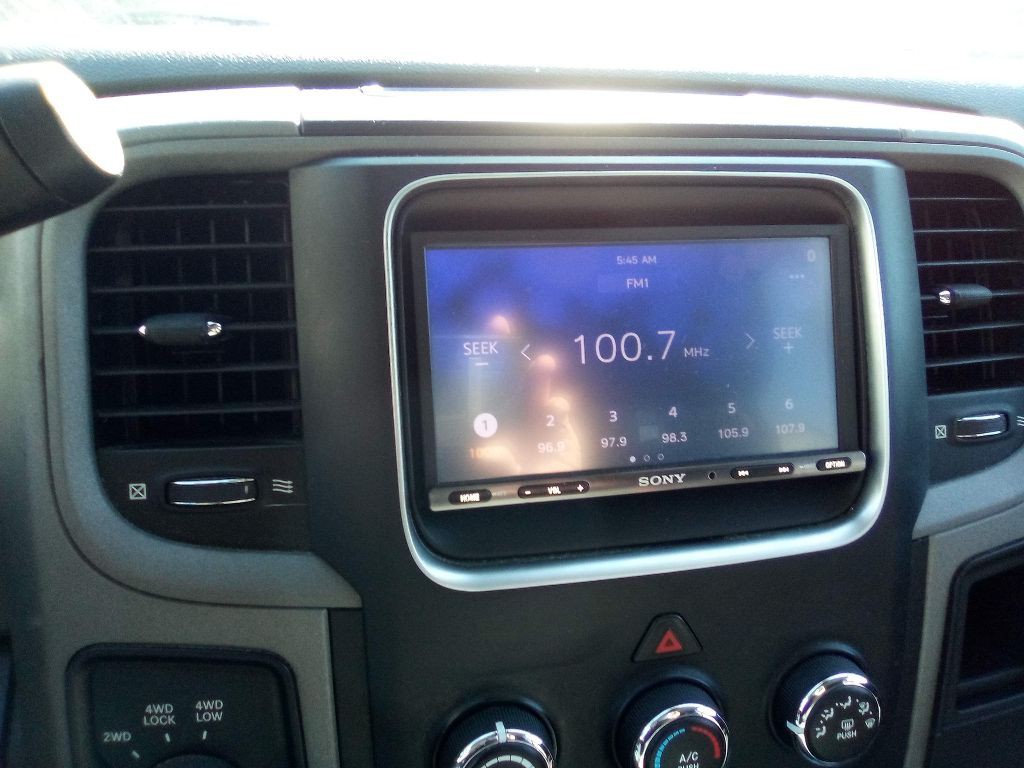 2014 RAM 1500 Image 10