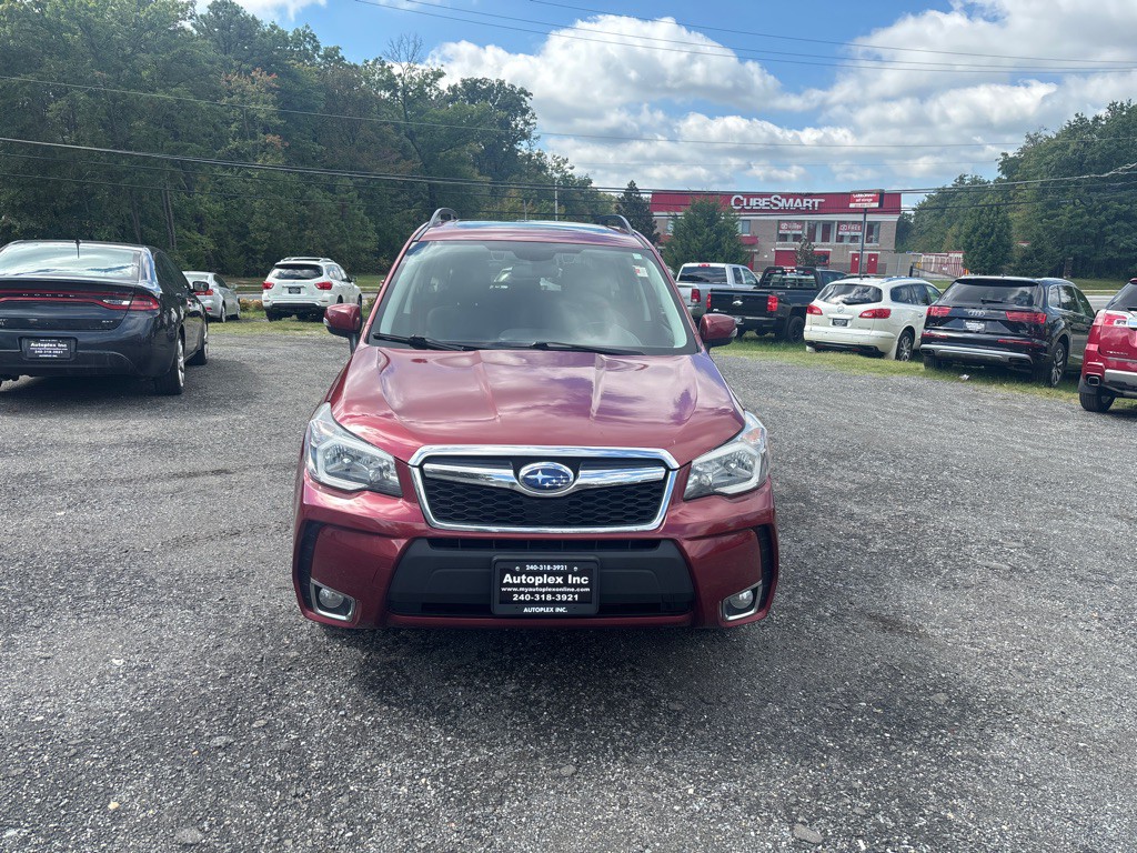 2015 Subaru Forester Image 1