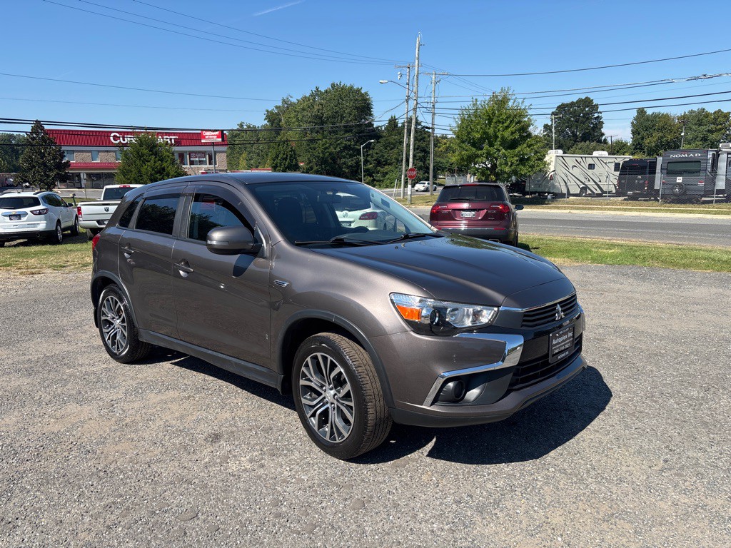 2016 Mitsubishi Outlander Image 15