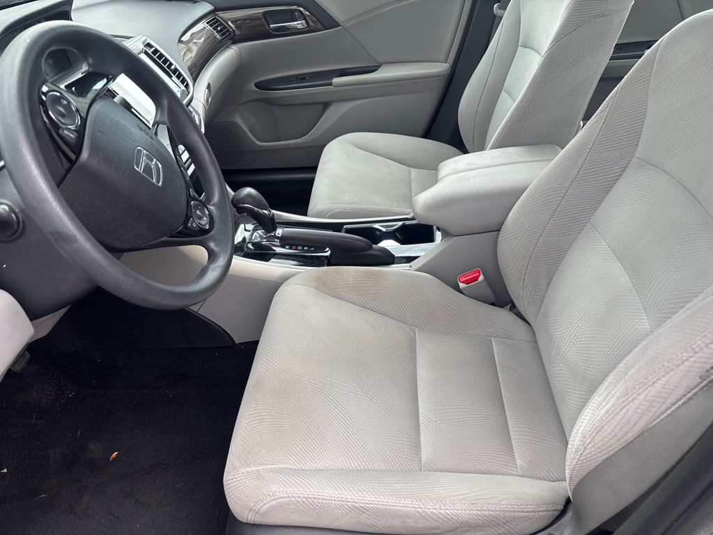 2016 Honda Accord Image 14