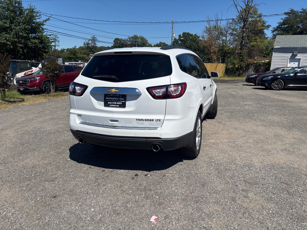 2016 Chevrolet Traverse Image 11
