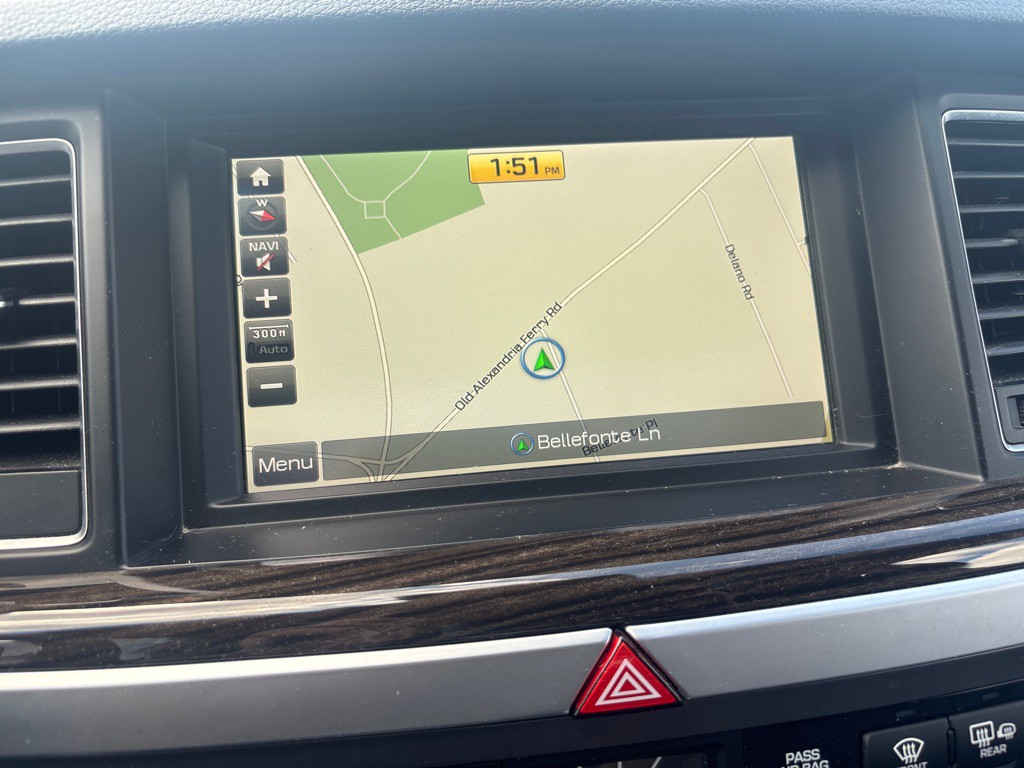 2015 Hyundai Genesis Image 15