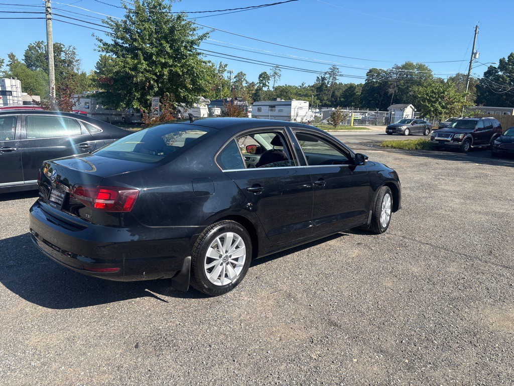 2016 Volkswagen Jetta Image 11