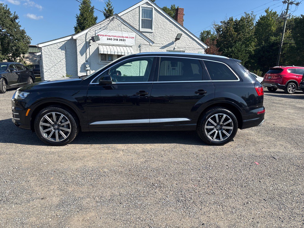 2017 Audi Q7 Image 8