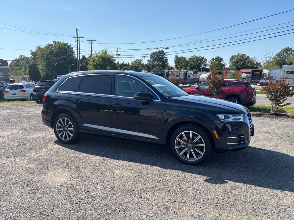2017 Audi Q7 Image 16