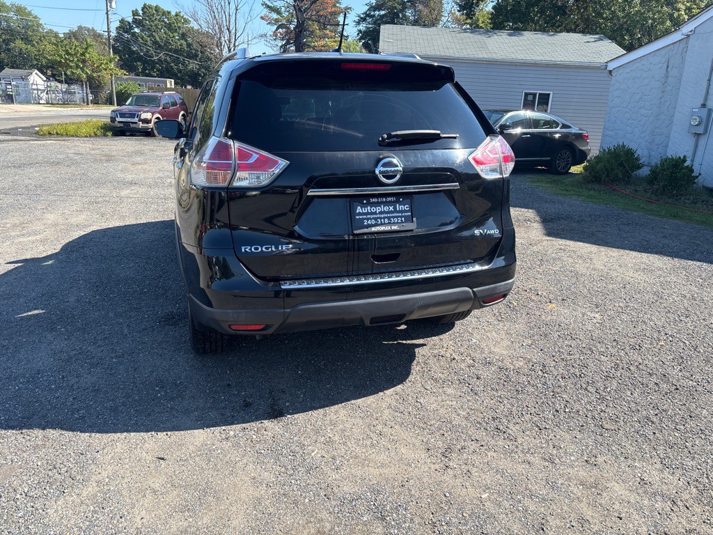 2015 Nissan Rogue Image 8