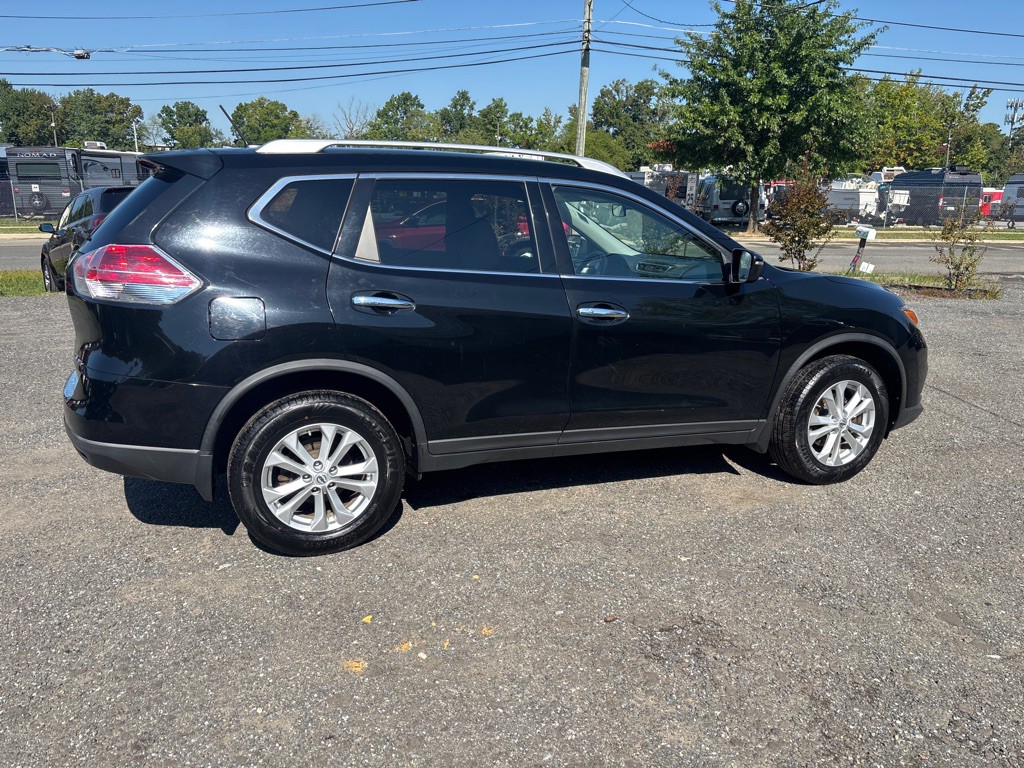 2015 Nissan Rogue Image 11