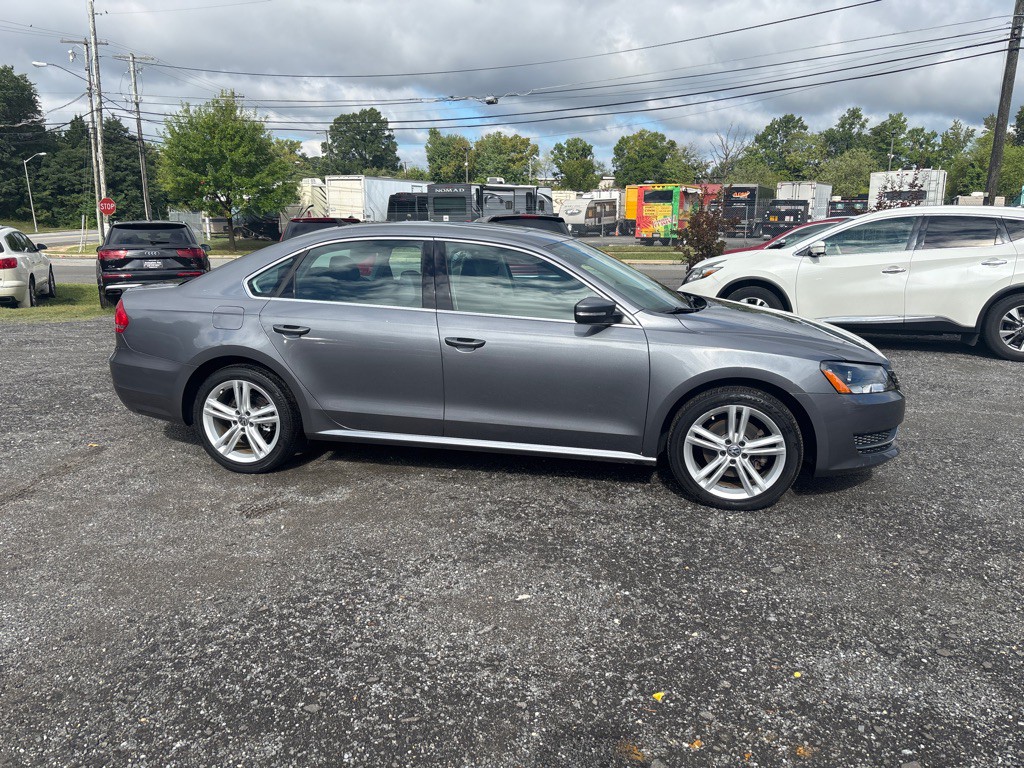 2014 Volkswagen Passat Image 15