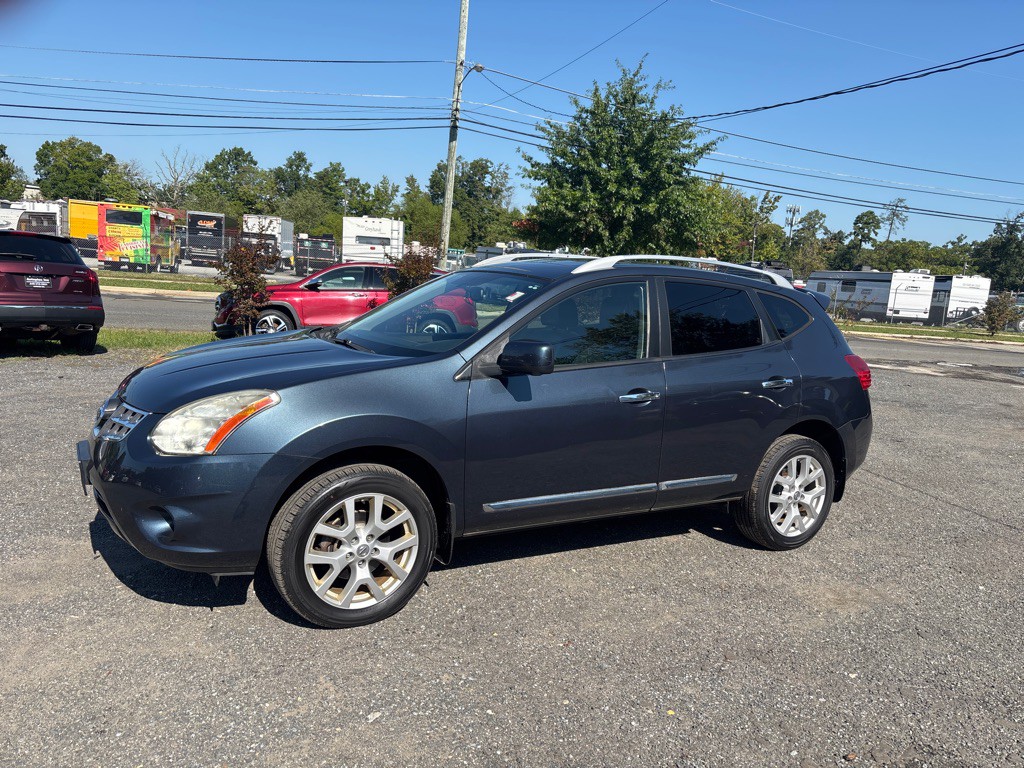 2013 Nissan Rogue Image 3