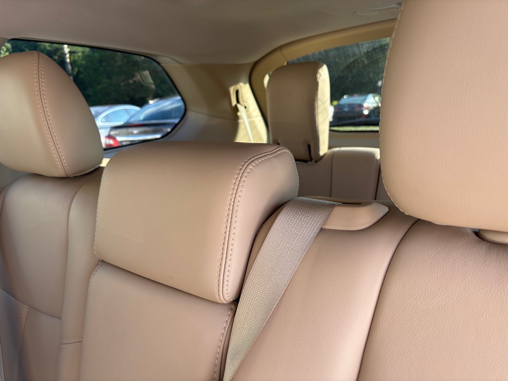 2017 Nissan Pathfinder Image 17