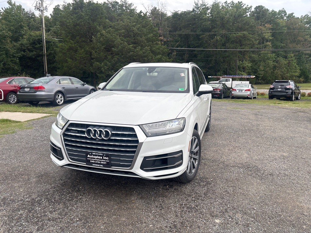 2017 Audi Q7 Image 2