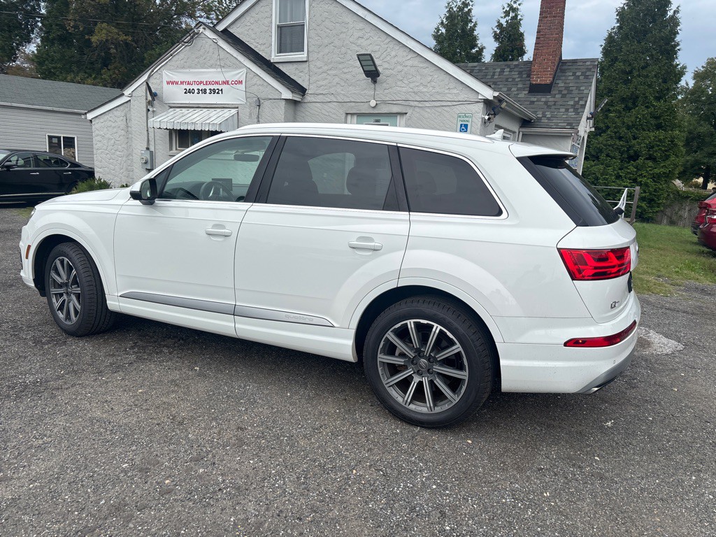 2017 Audi Q7 Image 7