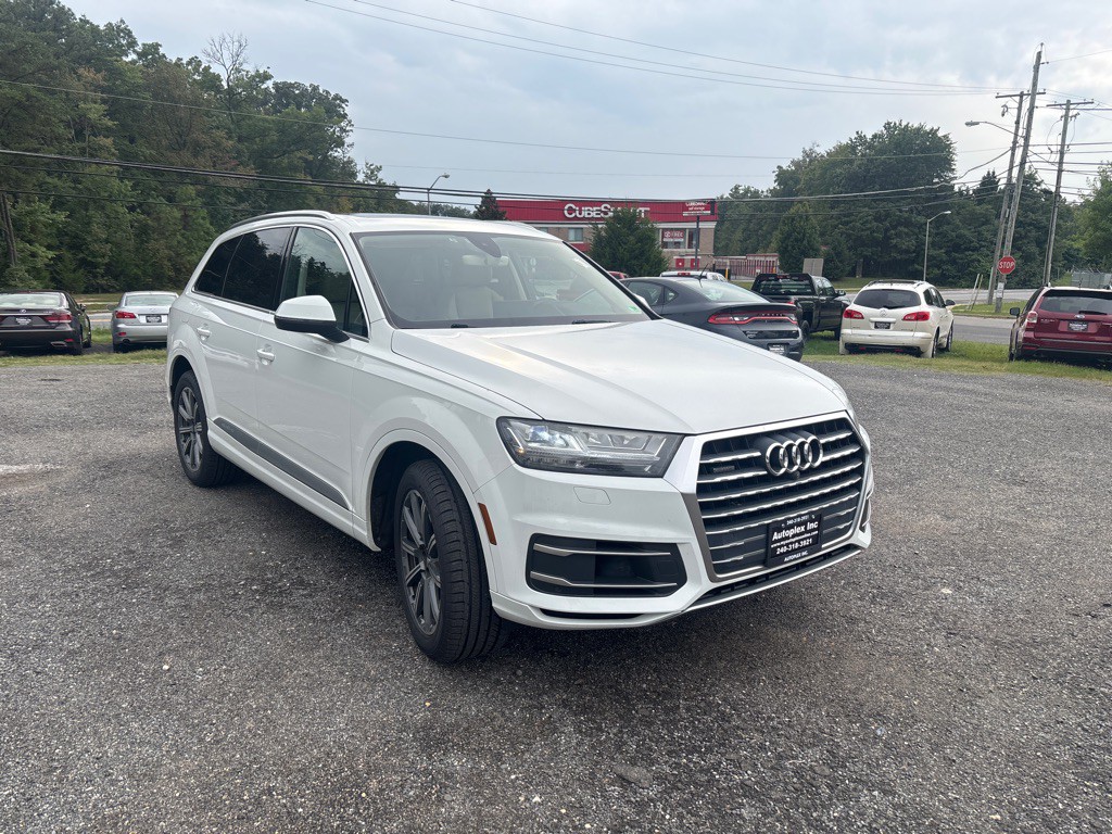 2017 Audi Q7 Image 16