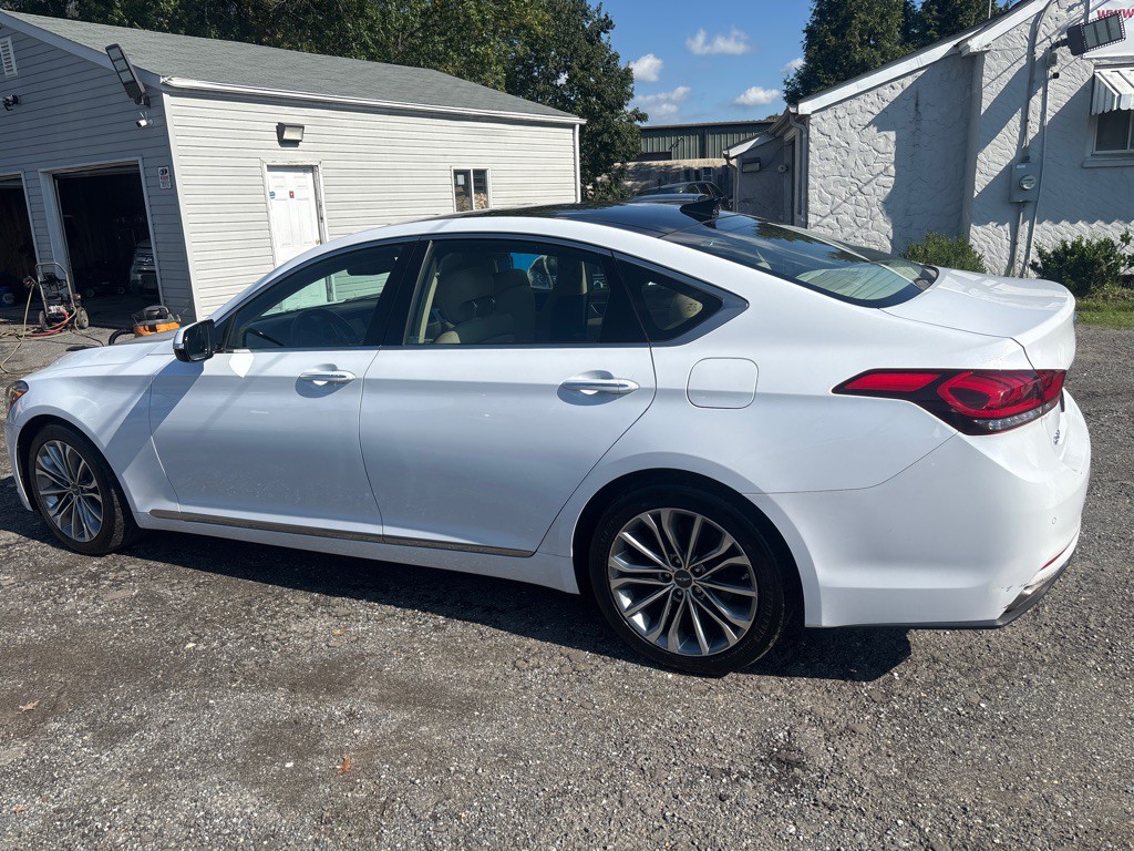 2017 Genesis G80 Image 4