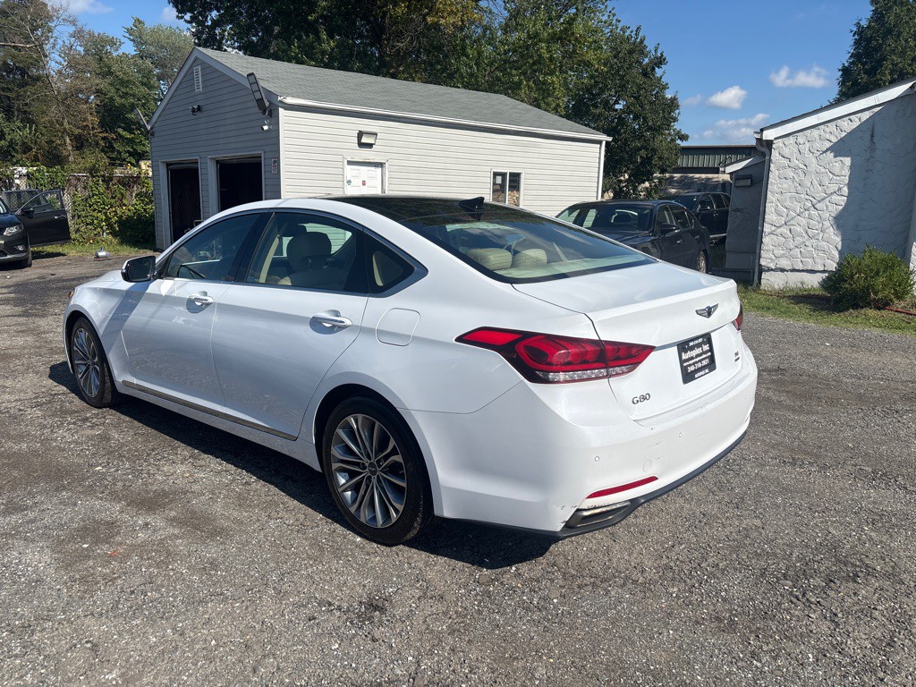 2017 Genesis G80 Image 5