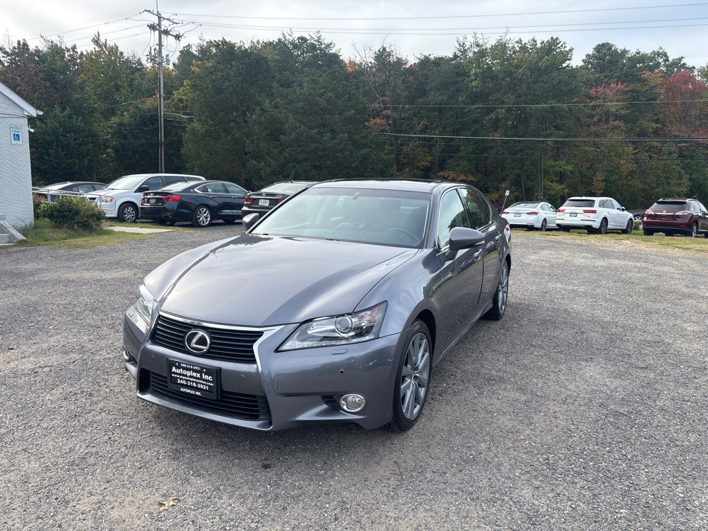 2013 Lexus GS Image 2