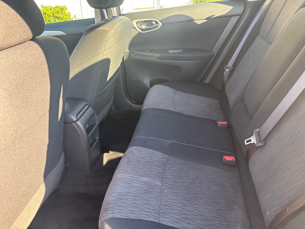 2014 Nissan Sentra Image 14
