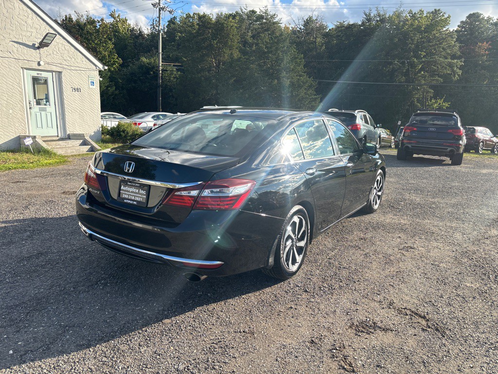 2017 Honda Accord Image 9