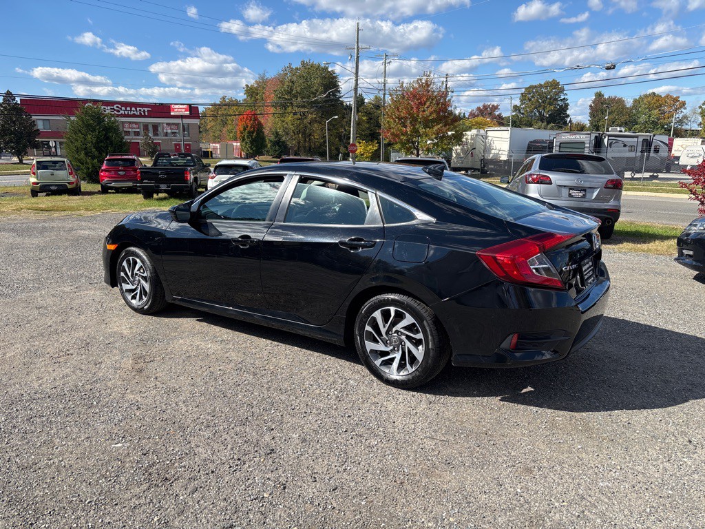 2017 Honda Civic Image 6