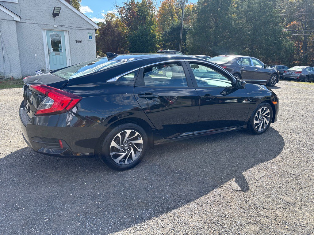 2017 Honda Civic Image 11