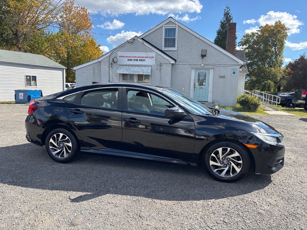 2017 Honda Civic Image 13