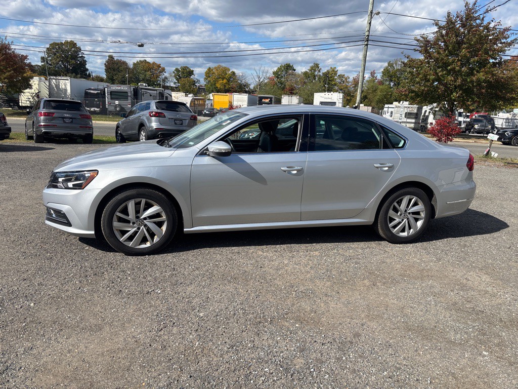 2018 Volkswagen Passat Image 4