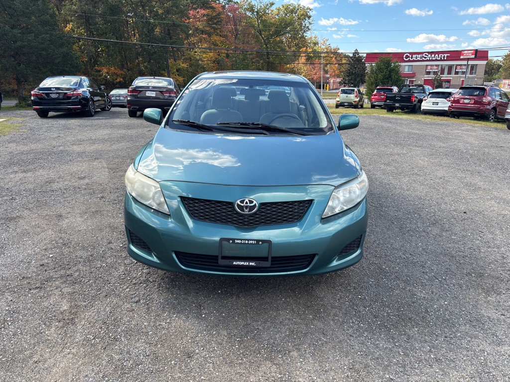 2010 Toyota Corolla Image 1