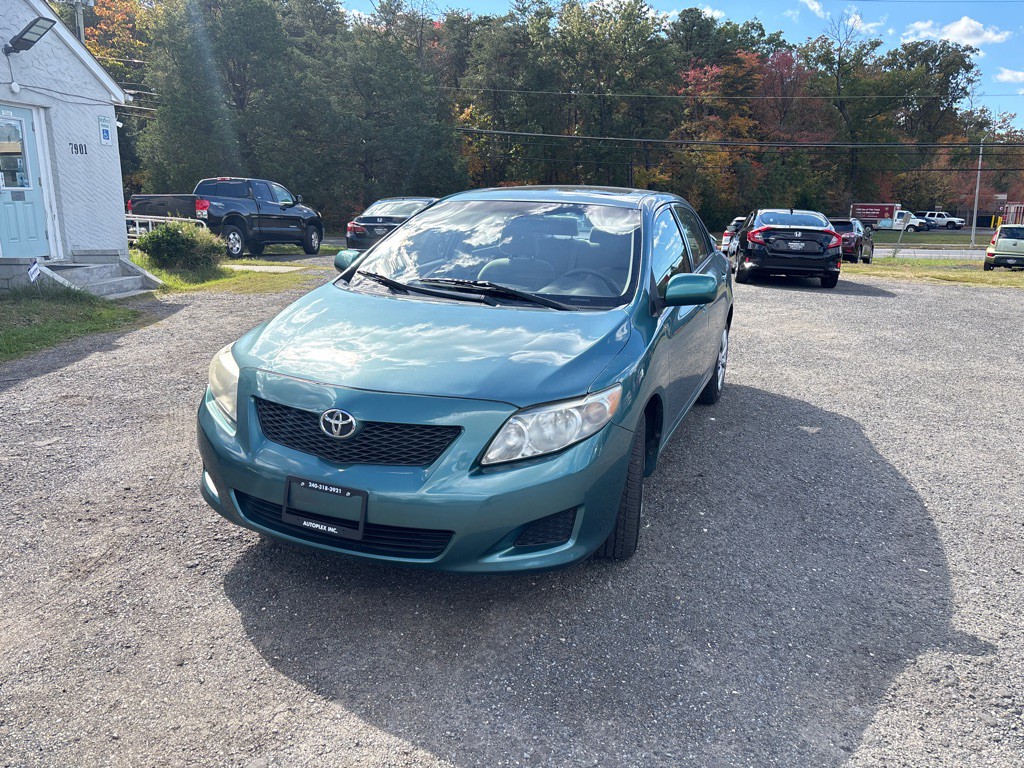 2010 Toyota Corolla Image 2